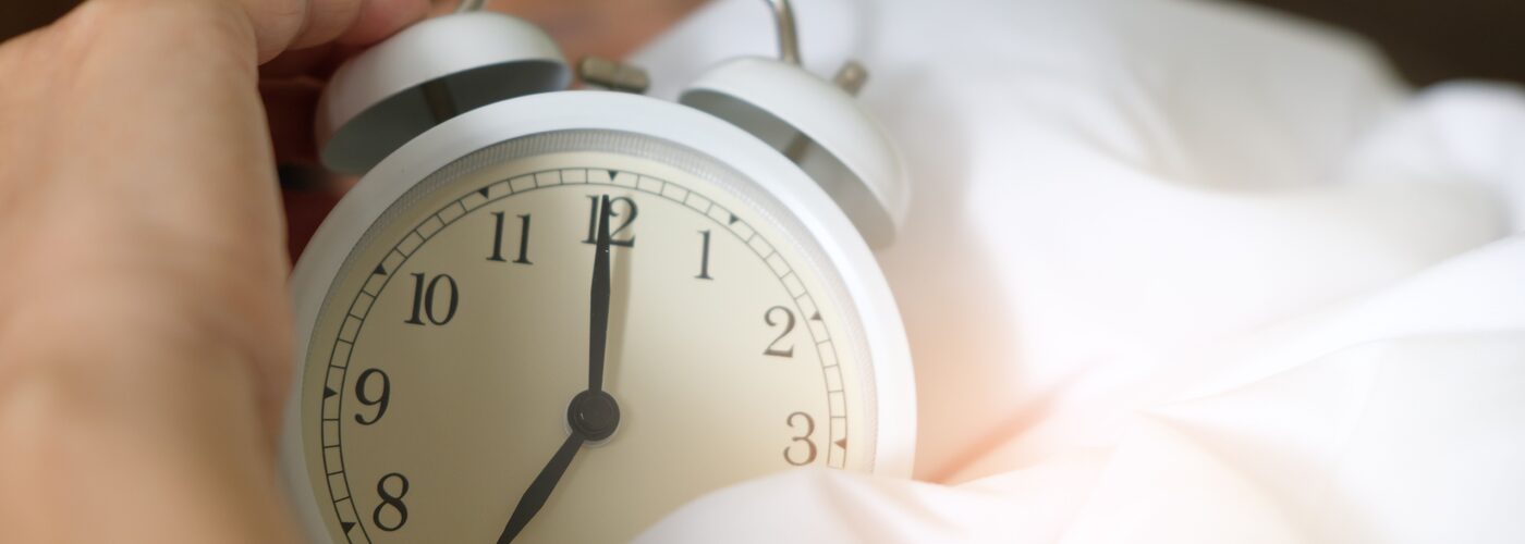 How to Stay Awake and Energised on Waking Night Shifts: Tips for Carers